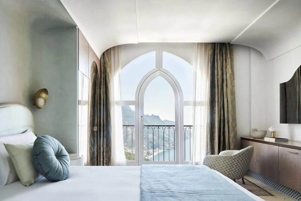 Room, Palazzo Avino, Naples