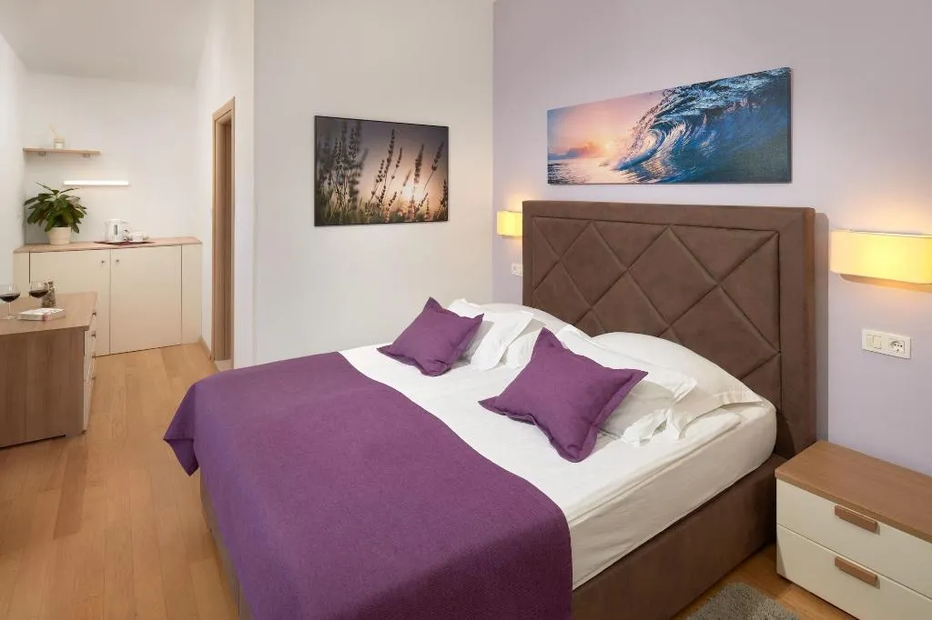 Room, Fortuna, Split