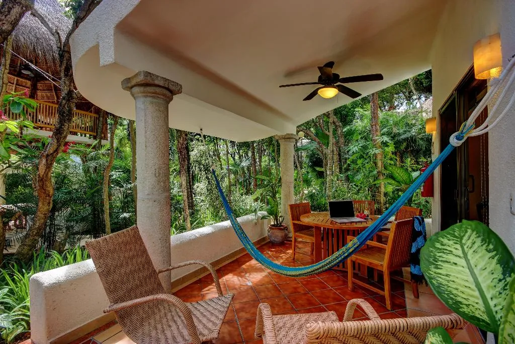VILLA GARDEN VIEW Room, Riviera Maya Suites, Playa Del Carmen