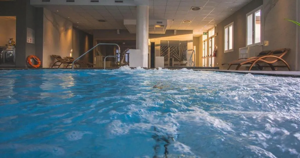 Pool, Formula International, Venice