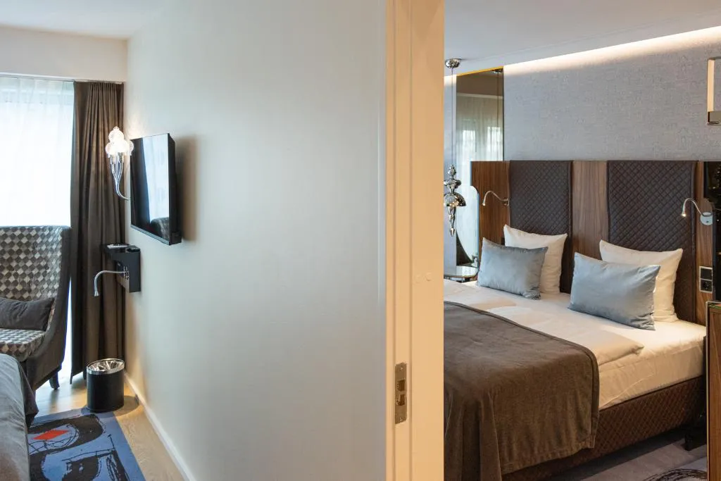DOUBLE CONNECTING ROOM Room, Tivoli Hotel, Copenhagen