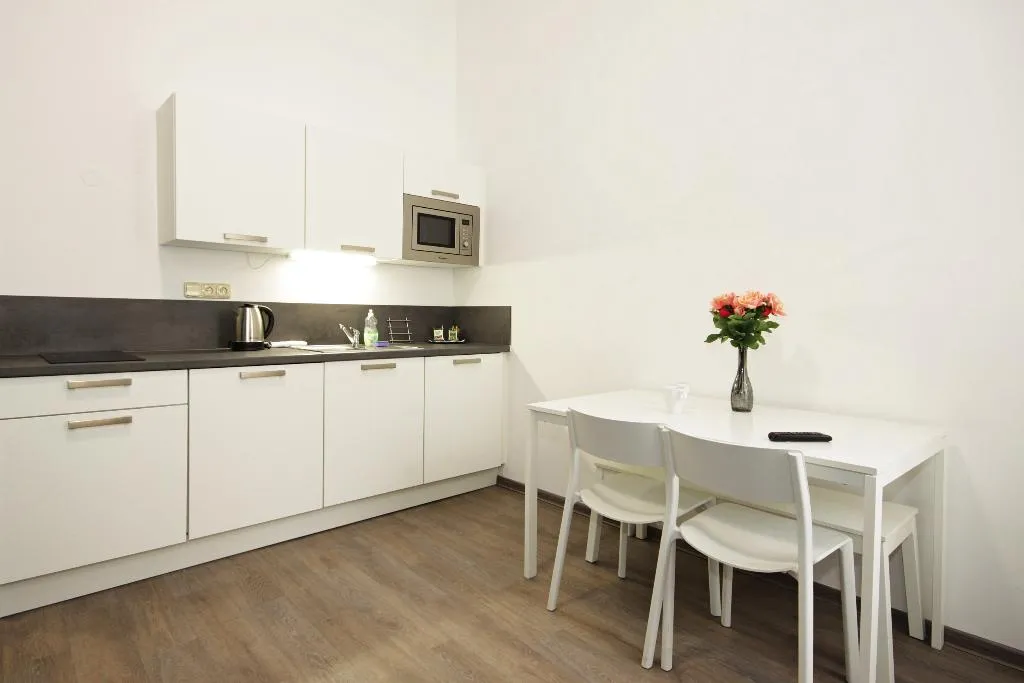 APARTMENT CAPACITY 3 Room, Alveo Suites, Prague