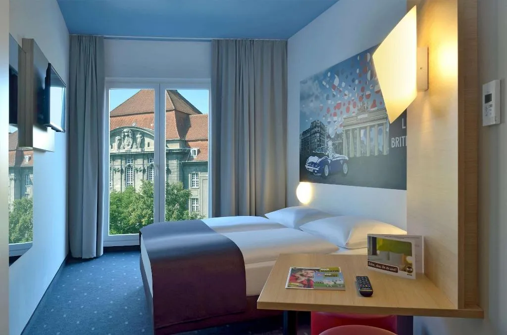 Room, B&B HOTEL Berlin-Charlottenburg, Berlin