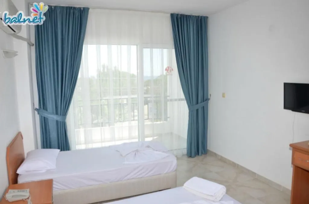 TRIPLE STANDARD Room, Tunan Motel, Izmir