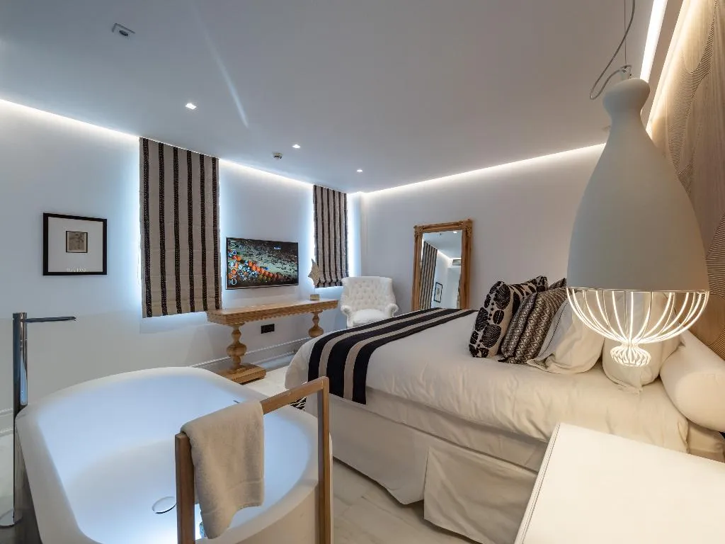 VILLA LUXURY Room, Abaton Island Resort & Spa, Crete