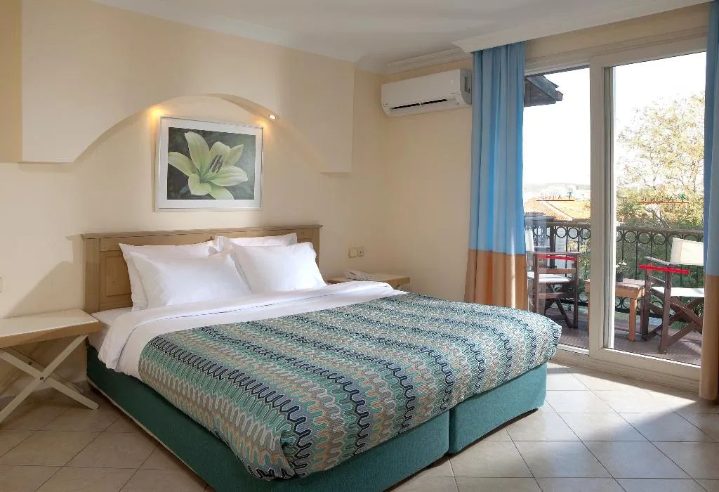 DOUBLE SINGLE USE LAND VIEW Room, Club Resort Atlantis Izmir/Sigacik, Izmir