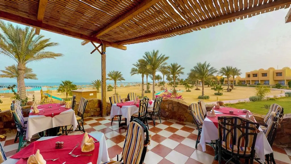 Restaurant, Wadi Lahmy Azur Resort, Red Sea Riviera
