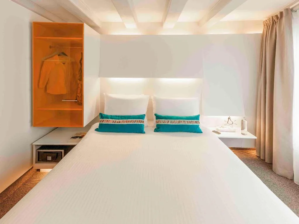 Room, ibis Styles Amsterdam Central Station, Amsterdam