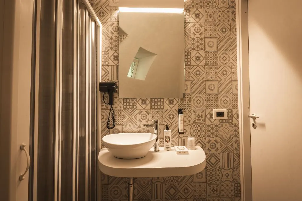 BUNGALOW STANDARD Room, Villa Favorita Hotel & Events, Palermo