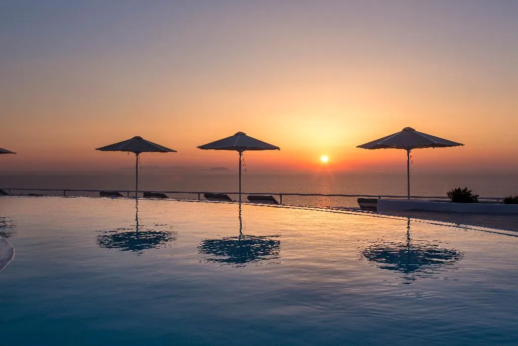 Pool, Amber Light Villas, Santorini