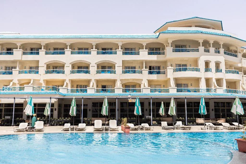 DOUBLE POOL VIEW TWO DOUBLE BEDS Room, Flow Spectrum Resort, Red Sea Riviera