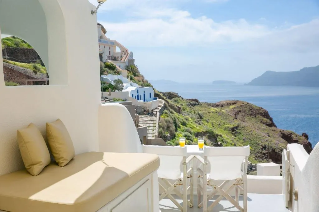 CAVE SEA VIEW HONEYMOON Room, Oia Mare Villas, Santorini