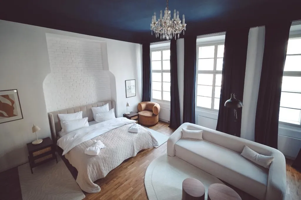 DOUBLE DELUXE KING BED Room, Domus Balthasar, Prague