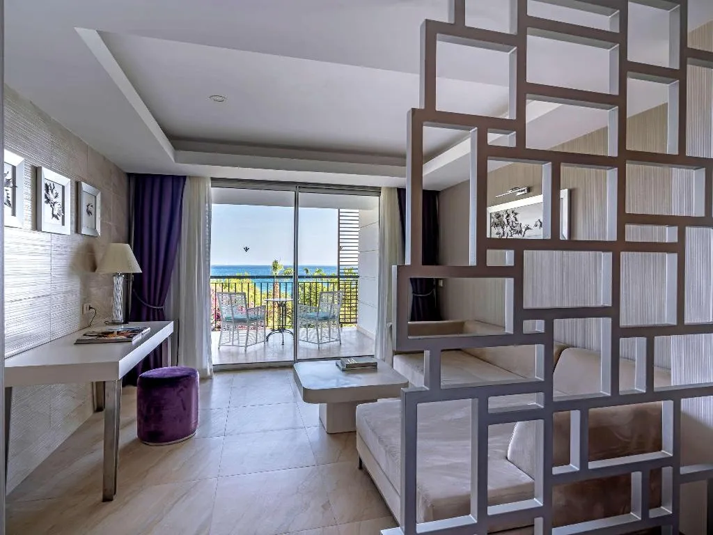 DOUBLE DELUXE SEA VIEW Room, TUI Magic Life Rixos Beldibi +16, Antalya