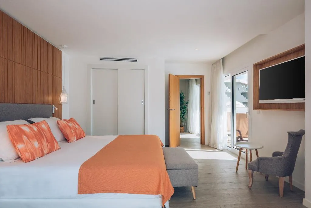 Room, Iberostar Waves Playa de Muro, Majorca