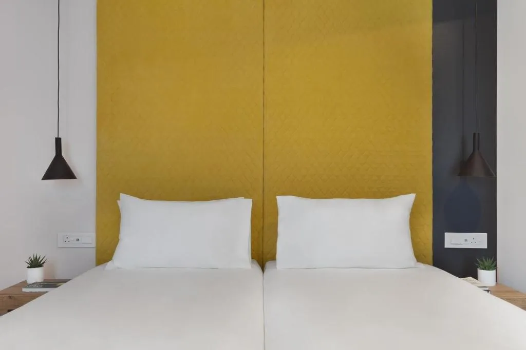 Double or Twin DELUXE QUEEN BED Room, Urban Rooms, Malta