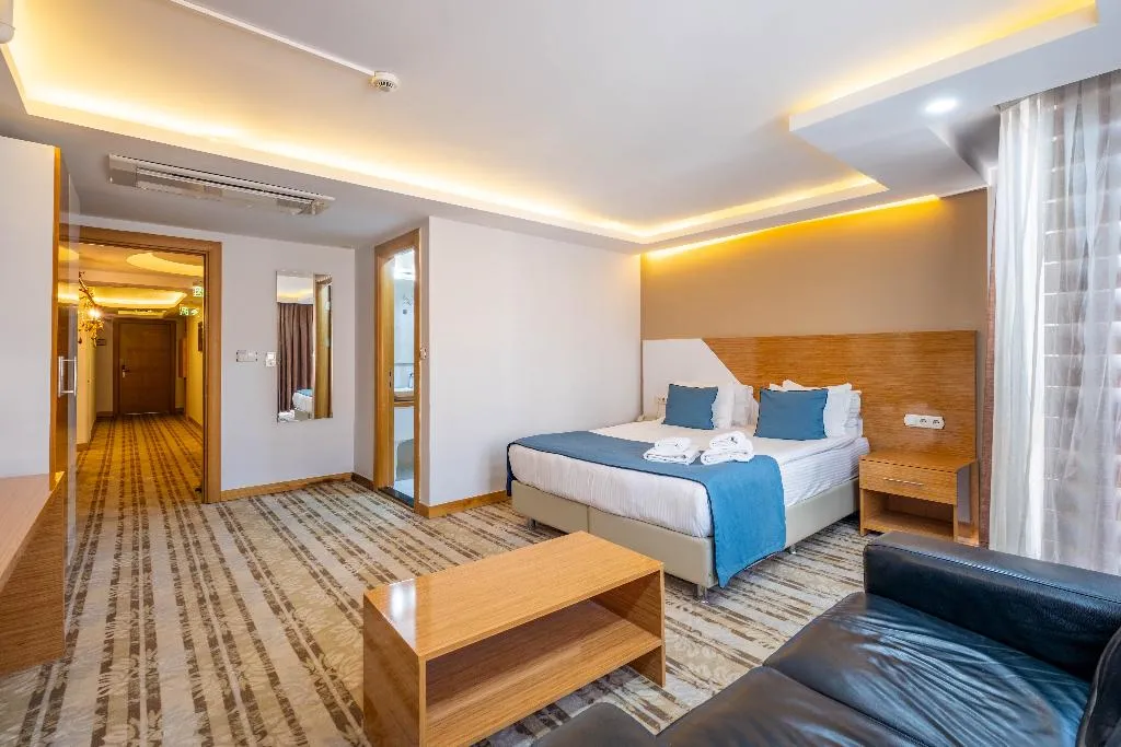 SUITE STANDARD Room, Hotel Bulvar, Izmir