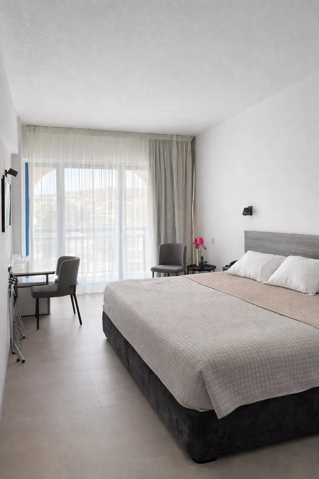 Double or Twin STANDARD Room, Navarria Hotel, Cyprus