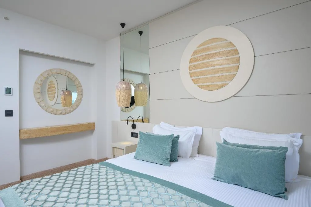 DOUBLE DELUXE SEA VIEW Room, Baia Bodrum Hotel, Bodrum