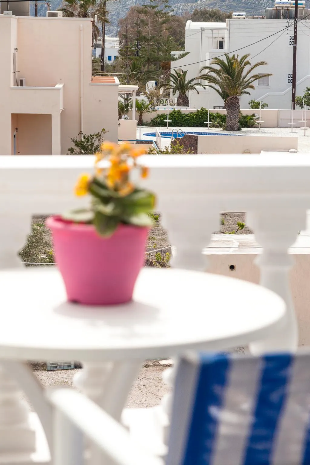 STUDIO CAPACITY 3 Room, Avraki, Santorini