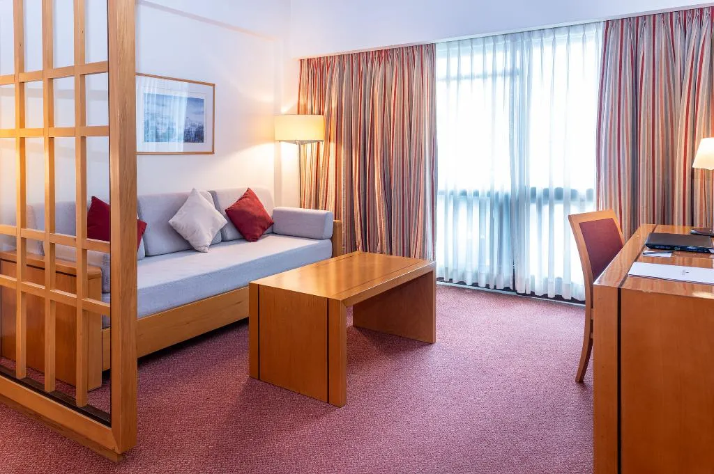JUNIOR SUITE STANDARD Room, Roma, Lisbon