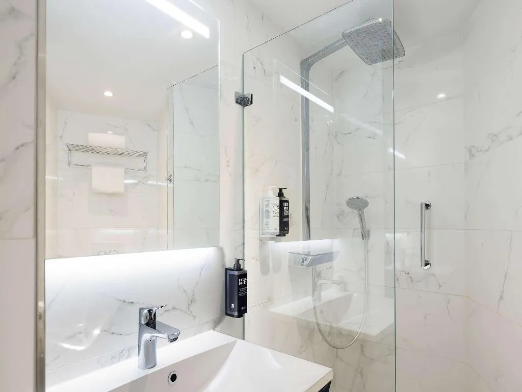 TWIN STANDARD Room, ibis Styles Amsterdam Central Station, Amsterdam