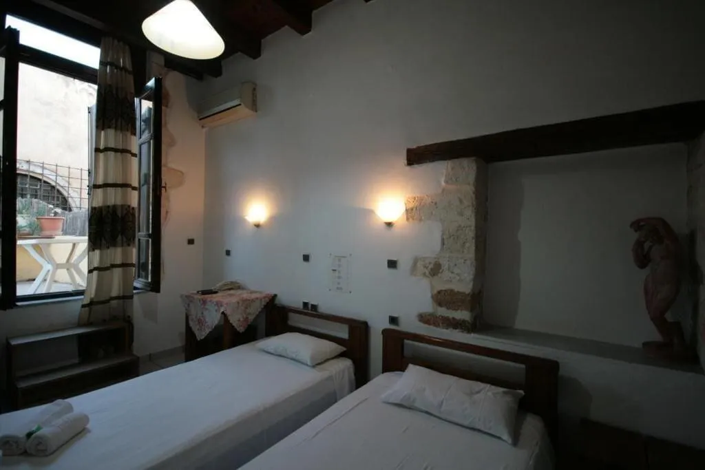 Room, Chania Rooms, Crete