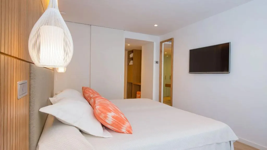 FAMILY ROOM BASIC Room, Iberostar Waves Playa de Muro, Majorca
