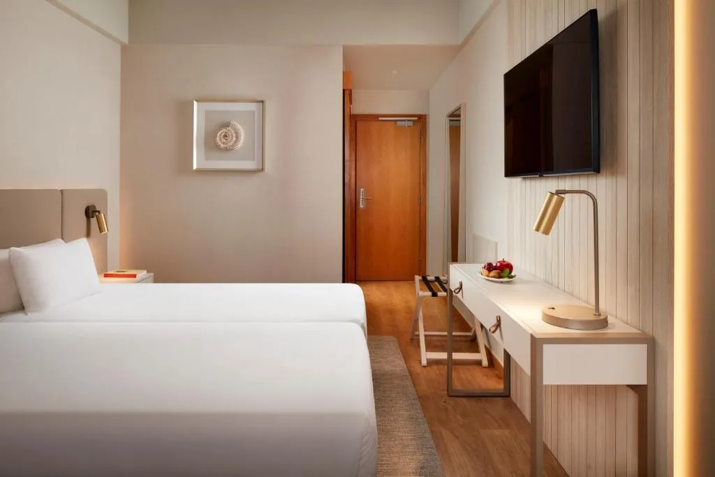 Double or Twin CLASSIC Room, Dom Jose Beach Hotel, Algarve