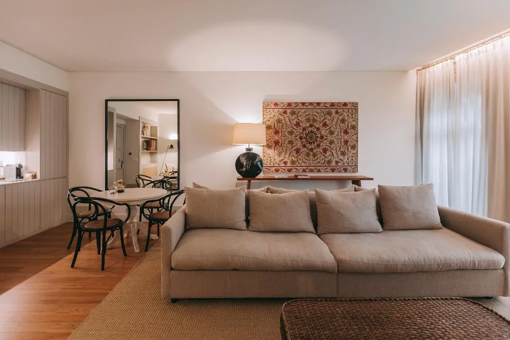 SUITE WITH JACUZZI Room, Torel Saboaria, Porto