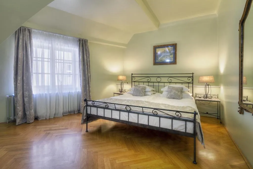 Room, Black Star Suites, Prague