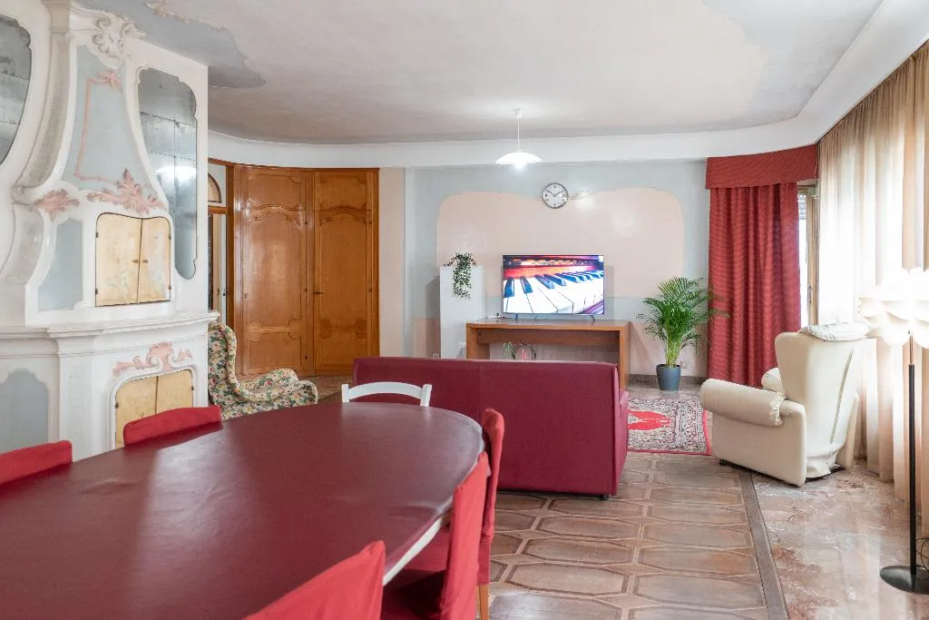 Lobby, Guest House Train Station, Venice