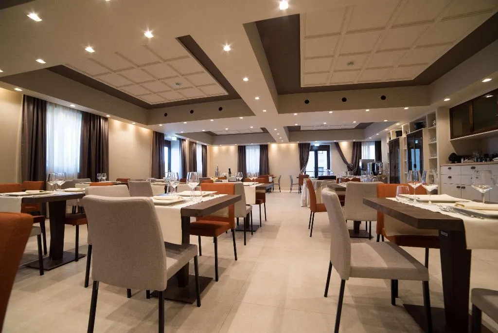Restaurant, Best Western Plus Hotel Terre di Eolo, Catania