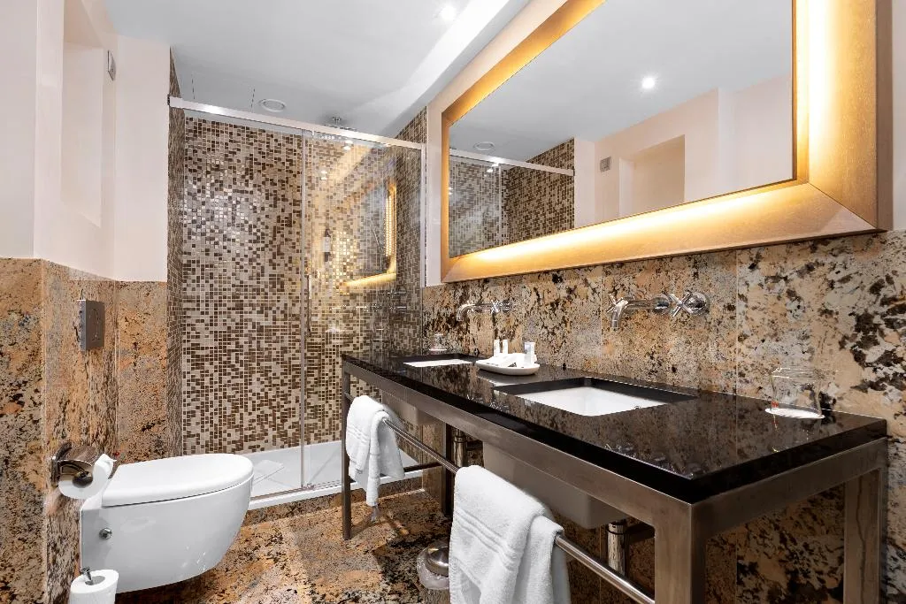 Double or Twin EXECUTIVE Room, Hotel Royal Prague, Prague