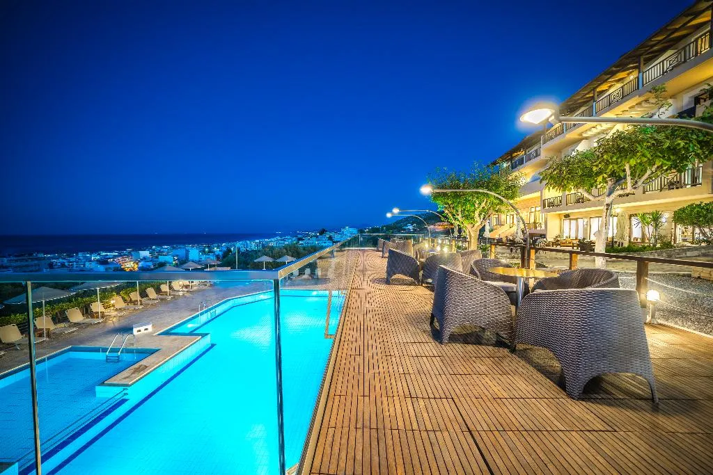 Pool, Forest Park, Crete