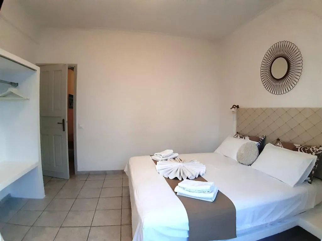 Room, Atalos Suites, Santorini