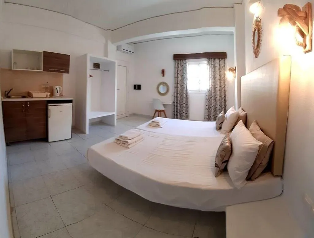 Room, Atalos Suites, Santorini