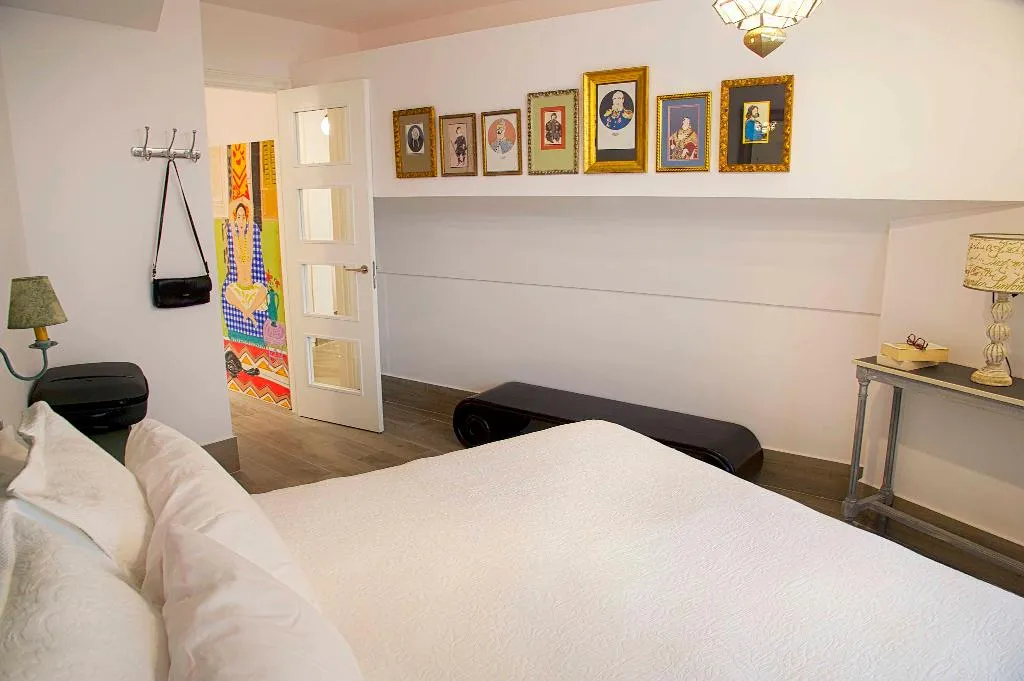 APARTMENT DELUXE Room, Overland Suites Catedral Luxury Apartments, Seville