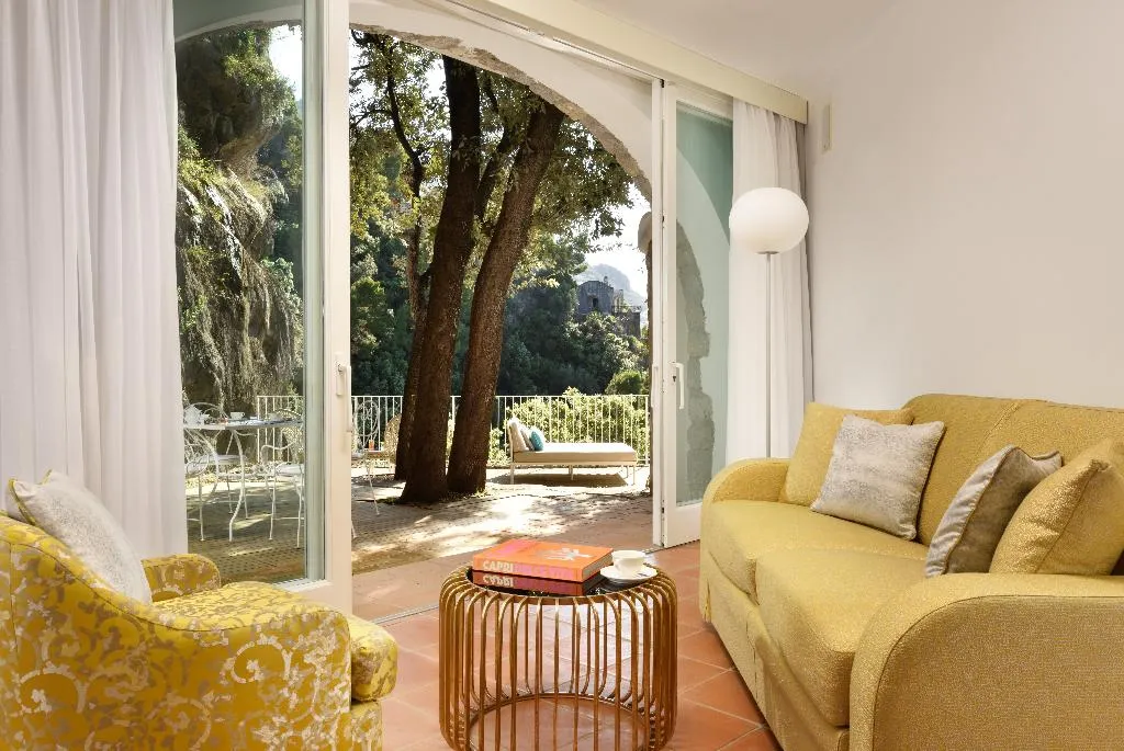 JUNIOR SUITE DELUXE SEA VIEW Room, Hotel Piccolo Sant'Andrea, Naples