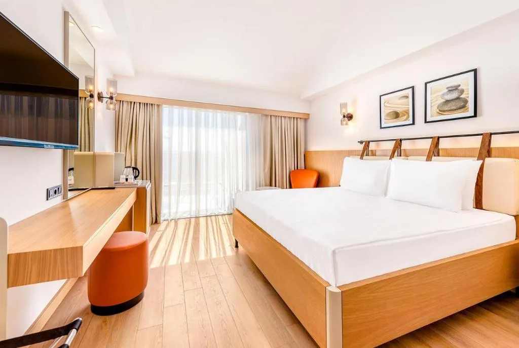 DOUBLE SINGLE USE STANDARD Room, Belek Beach Resort, Antalya