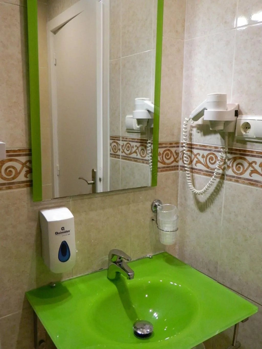 Room, Pension Rovior, Costa Dorada