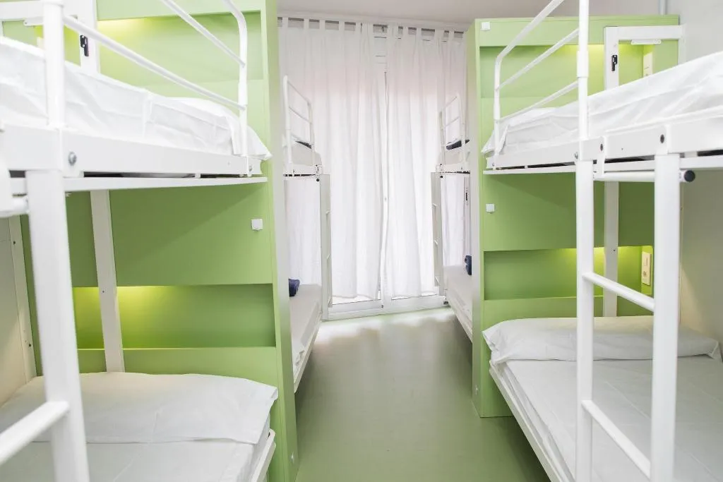 Bed in dormitory FEMALE ROOM Room, Sant Jordi Sagrada Familia Hostel, Barcelona