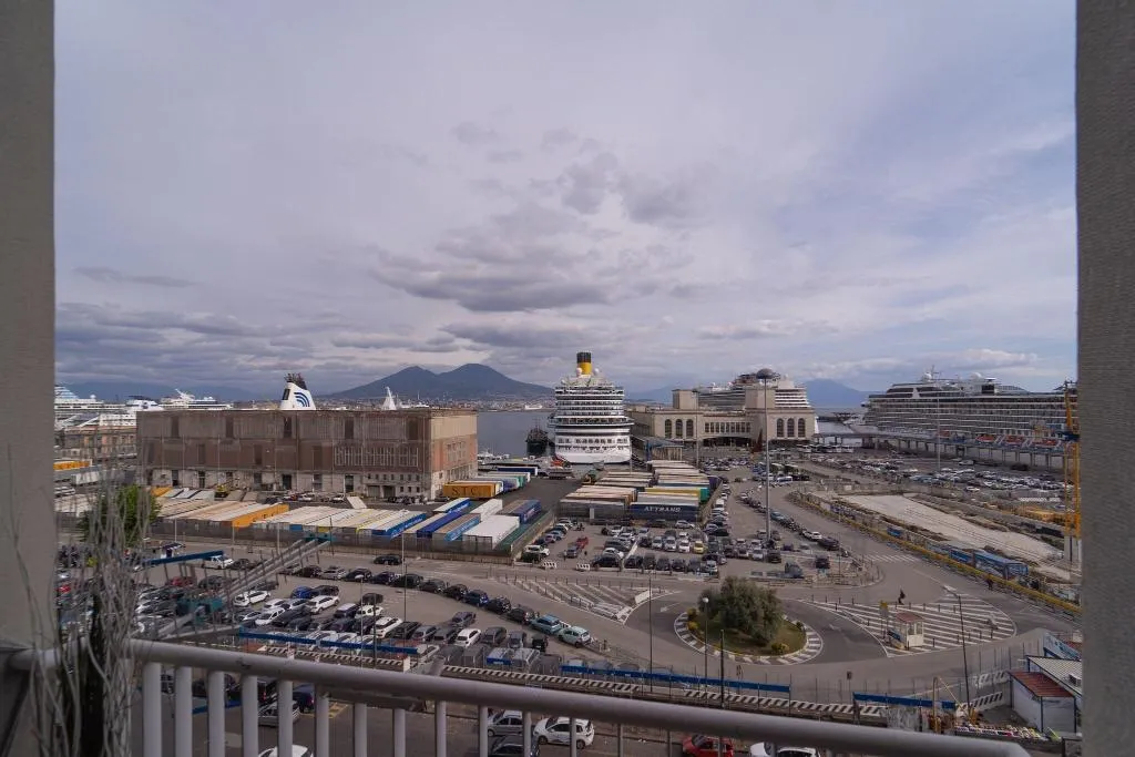 Terrace, Hotel Bella Capri - Naples Harbour, Naples