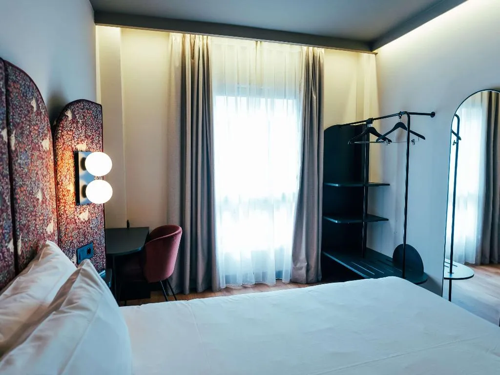 Room, Ibis Styles Madrid Centro Maravillas, Madrid