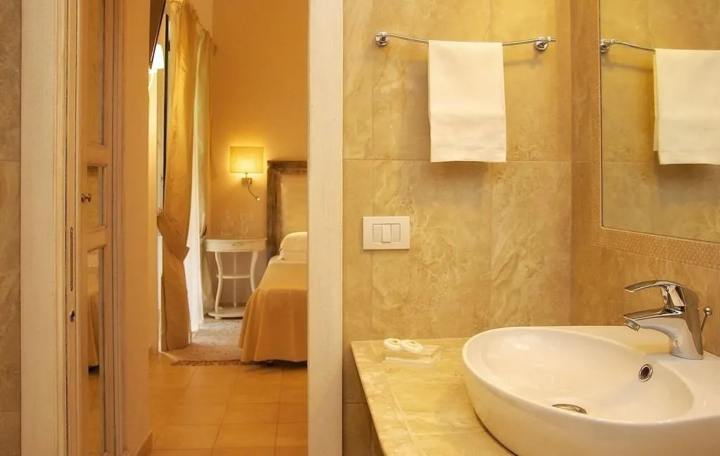 Double or Twin CLASSIC CITY VIEW Room, Villa Belvedere, Taormina