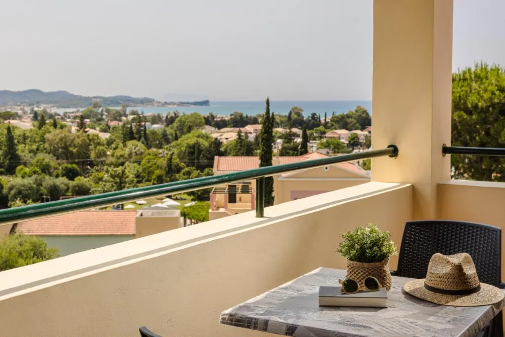 APARTMENT SIDE SEA VIEW ONE BEDROOM Room, Century Resort, Corfu