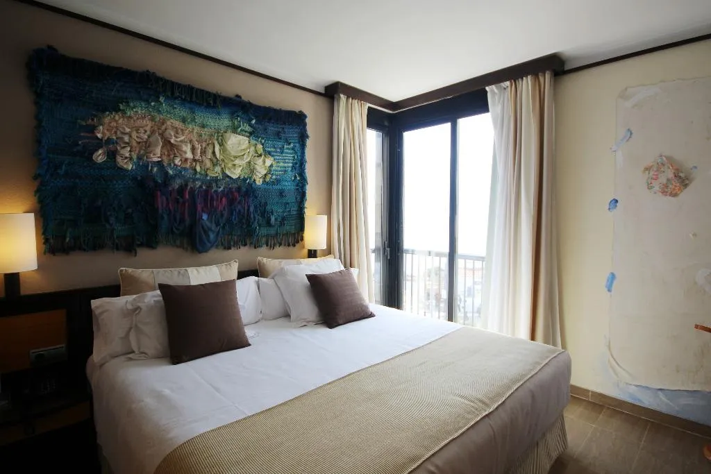SUITE STANDARD Room, Estela Barcelona, Costa Brava
