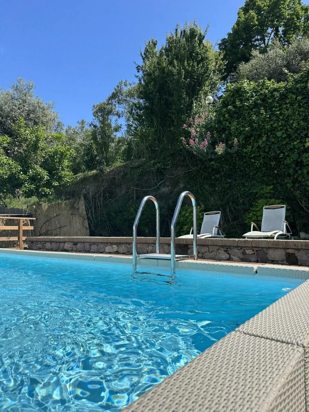 Pool, Torre Barbara, Naples