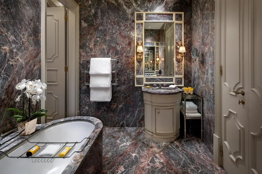 Room, The Gritti Palace, a Luxury Collection Hotel, Venice