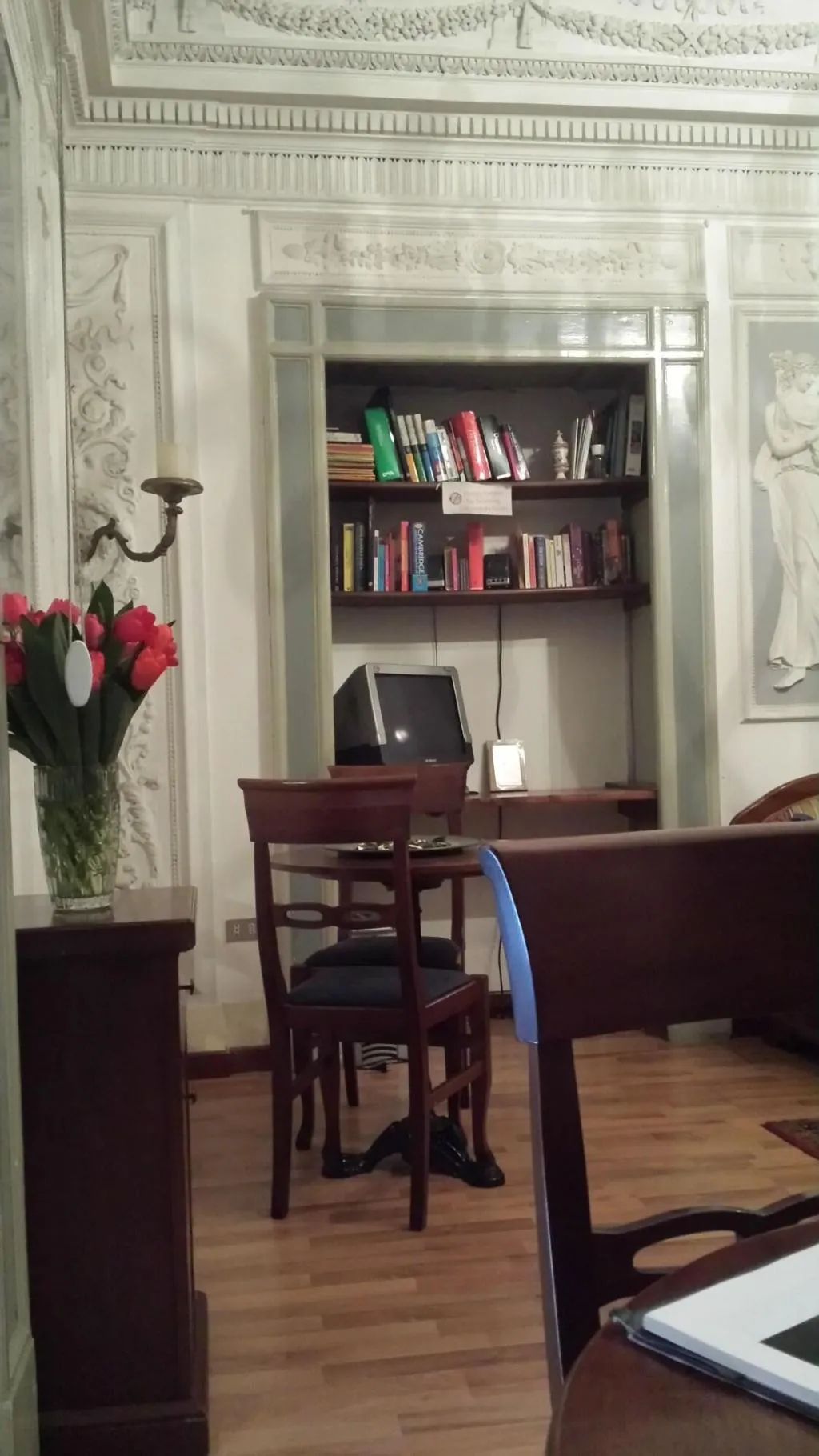 Lobby, Miseria e Nobiltà, Naples